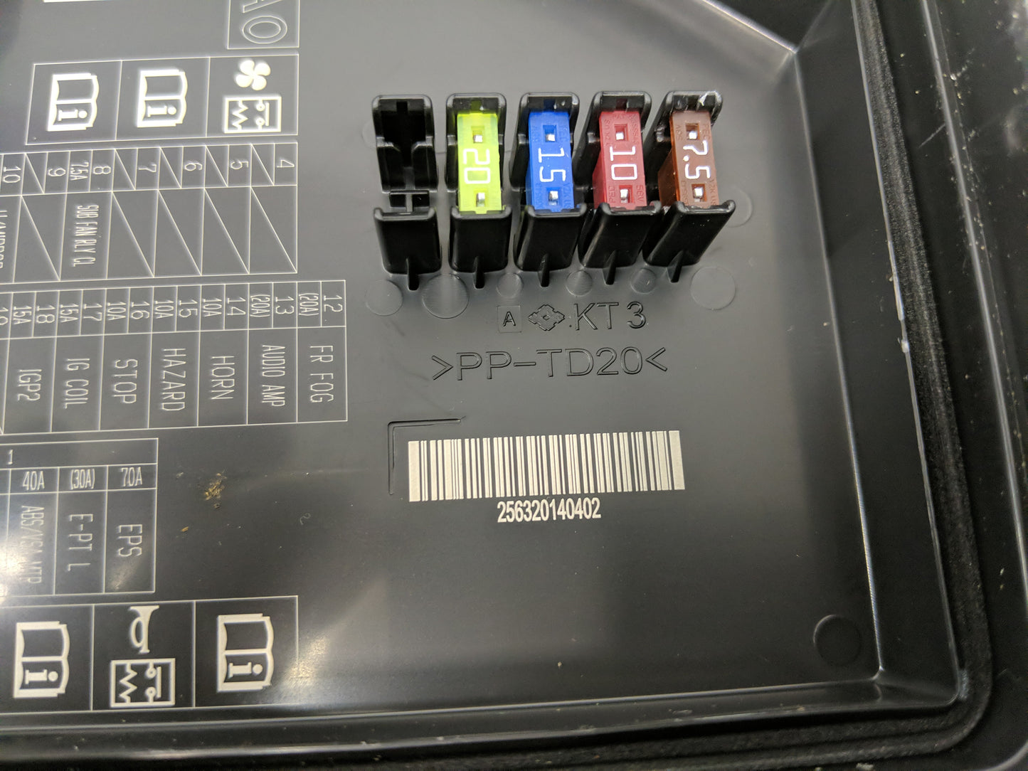 2014 Honda Cr-V Fusebox Fuse Box Panel Relay Module P/N:T0A A011 AO Fits OEM Used Auto Parts - Oemusedautoparts1.com