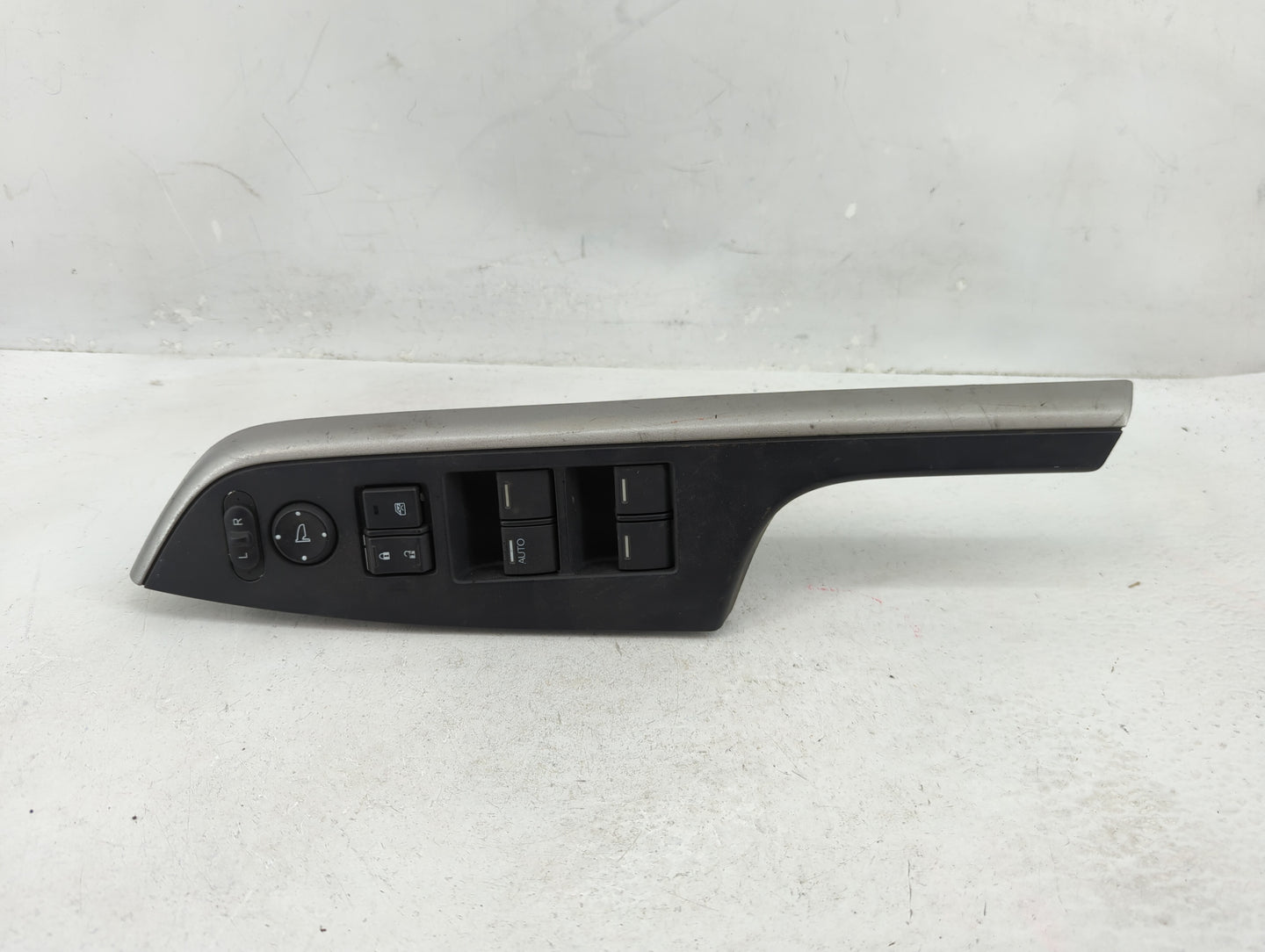 2014-2016 Honda Cr-V Master Power Window Switch Replacement Driver Side Left P/N:83591-T0A-A310 Fits Fits 2014 2015 2016 OEM