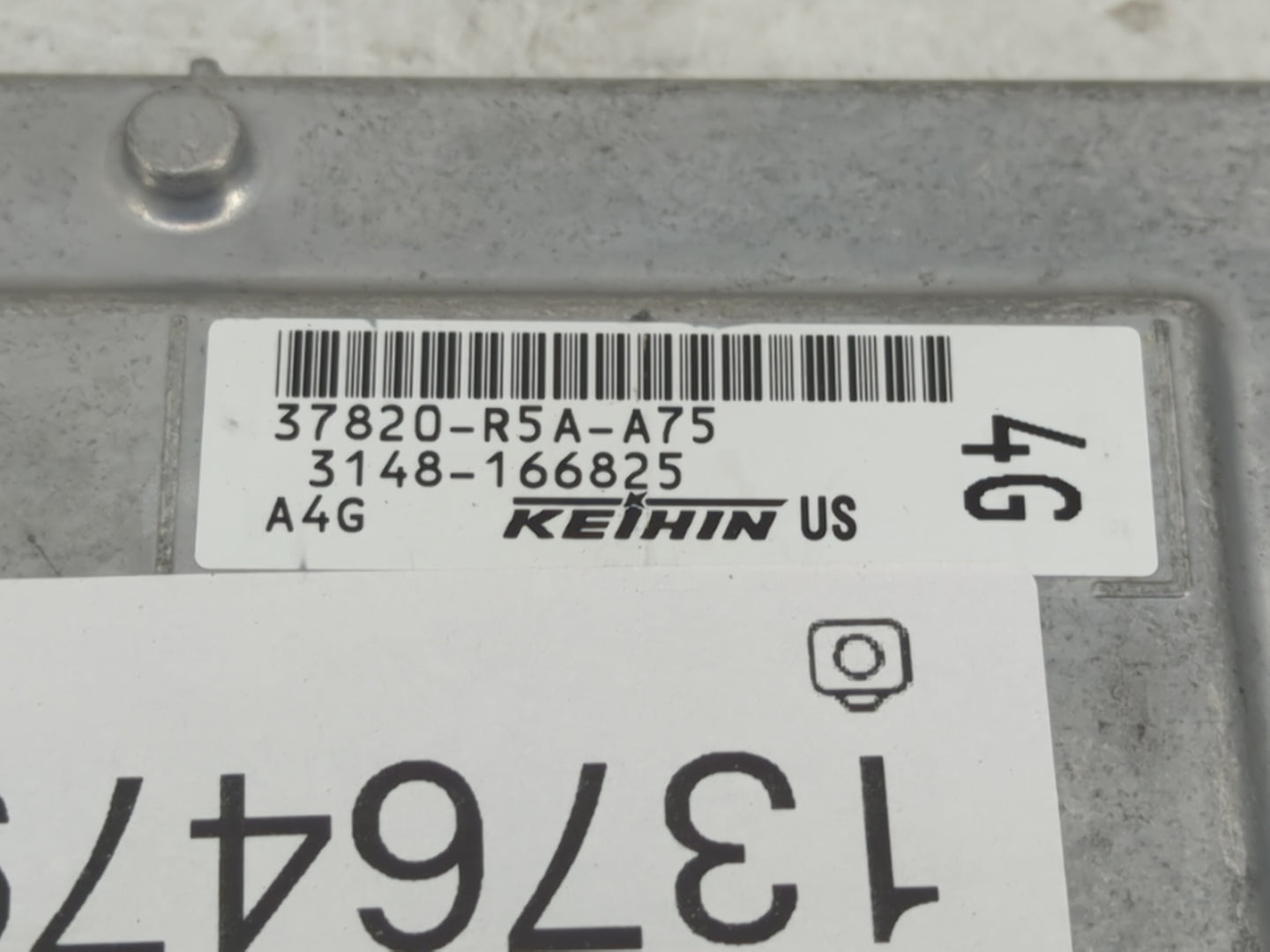 2012-2014 Honda Cr-V PCM Engine Control Computer ECU ECM PCU OEM P/N:37820-R5A-A75 37820-R5A-A66 Fits Fits 2012 2013 2014 OE