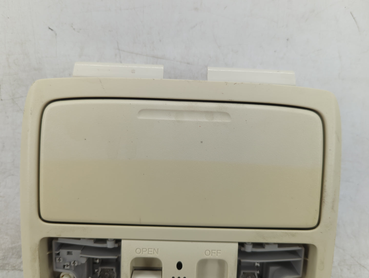 2014 Honda Cr-v Overhead Roof Console - Oemusedautoparts1.com