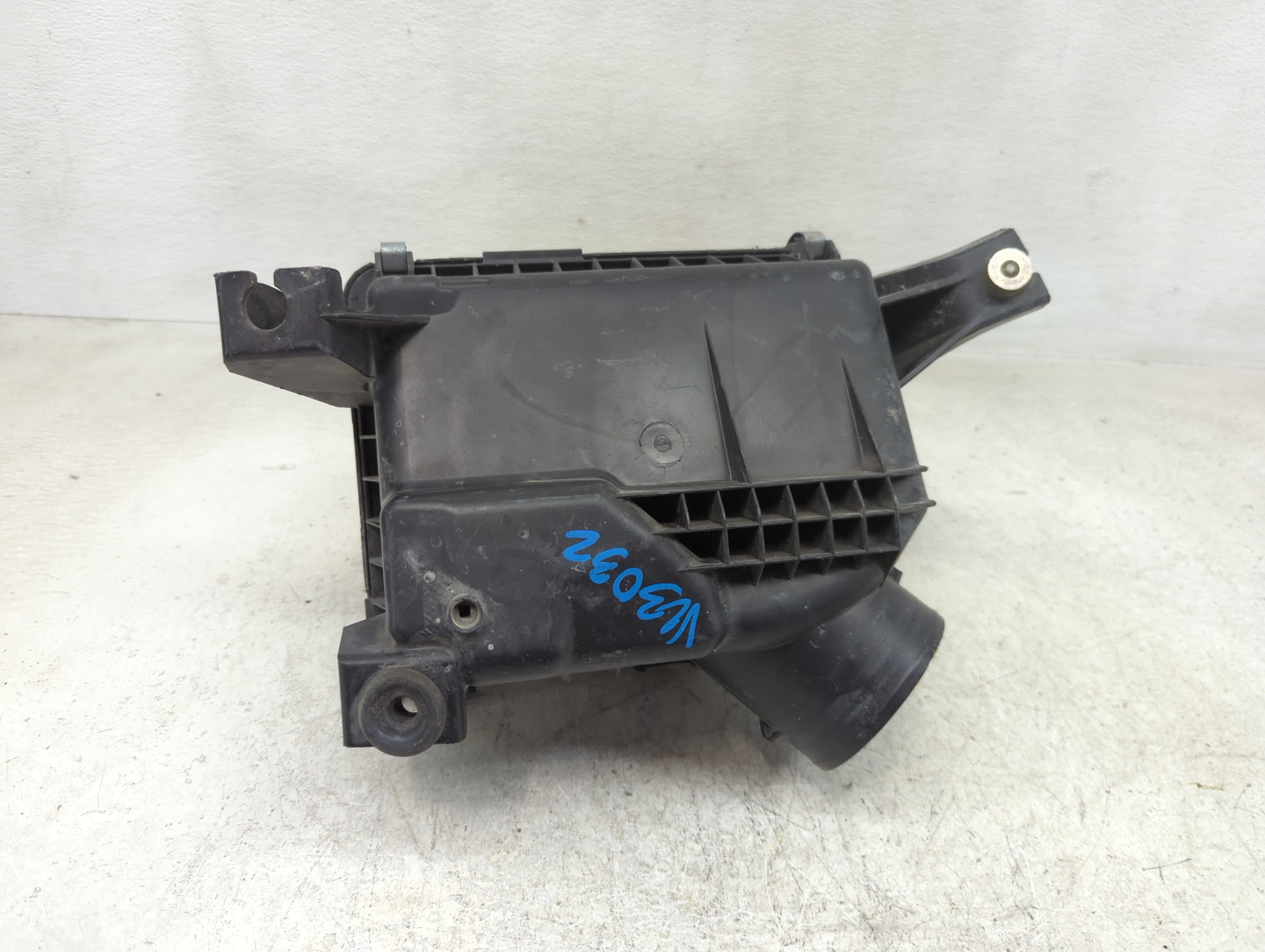 2012-2014 Honda Cr-v Air Cleaner Intake-duct Hose Tube 1392482 - Oemusedautoparts1.com
