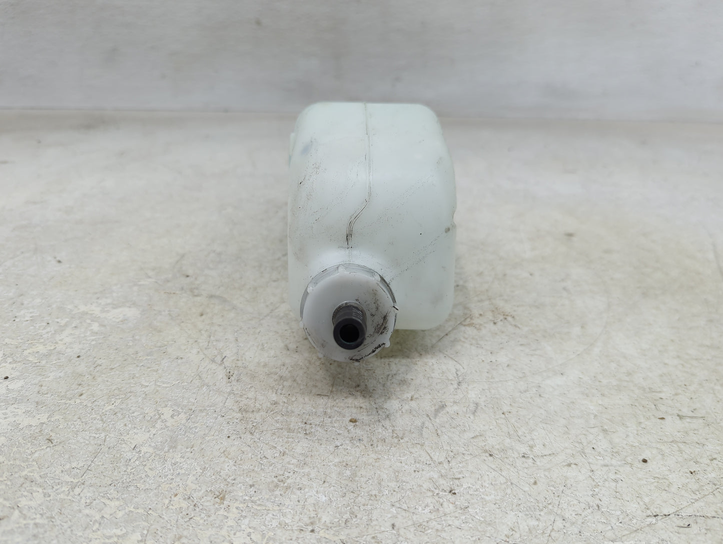 2012-2016 Honda Cr-v Radiator Coolant Overflow Expansion Tank Bottle 1393585 - Oemusedautoparts1.com