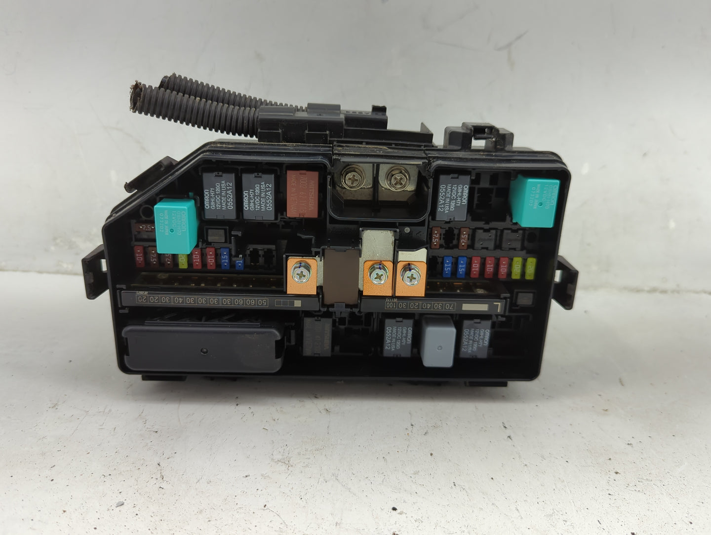 2012-2014 Honda Cr-V Fusebox Fuse Box Panel Relay Module P/N:PP-TD20 256320130929 Fits Fits 2012 2013 2014 OEM Used Auto Par