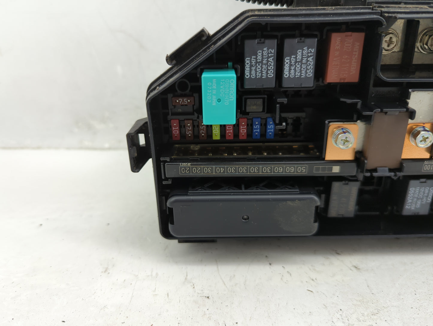 2012-2014 Honda Cr-V Fusebox Fuse Box Panel Relay Module P/N:PP-TD20 256320130929 Fits Fits 2012 2013 2014 OEM Used Auto Par