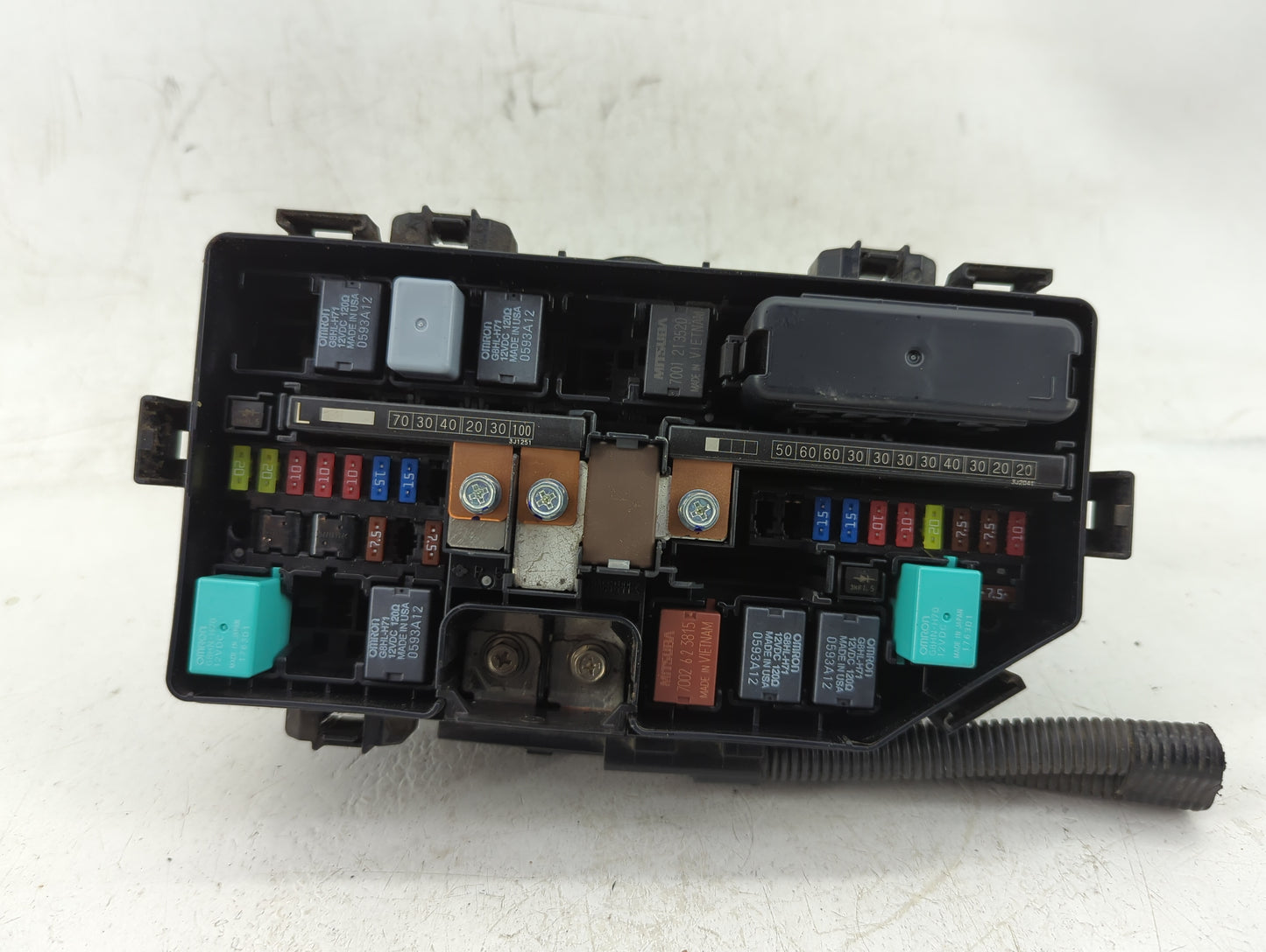2012-2014 Honda Cr-V Fusebox Fuse Box Panel Relay Module P/N:T1W A010 A0 Fits Fits 2012 2013 2014 OEM Used Auto Parts - Oemu