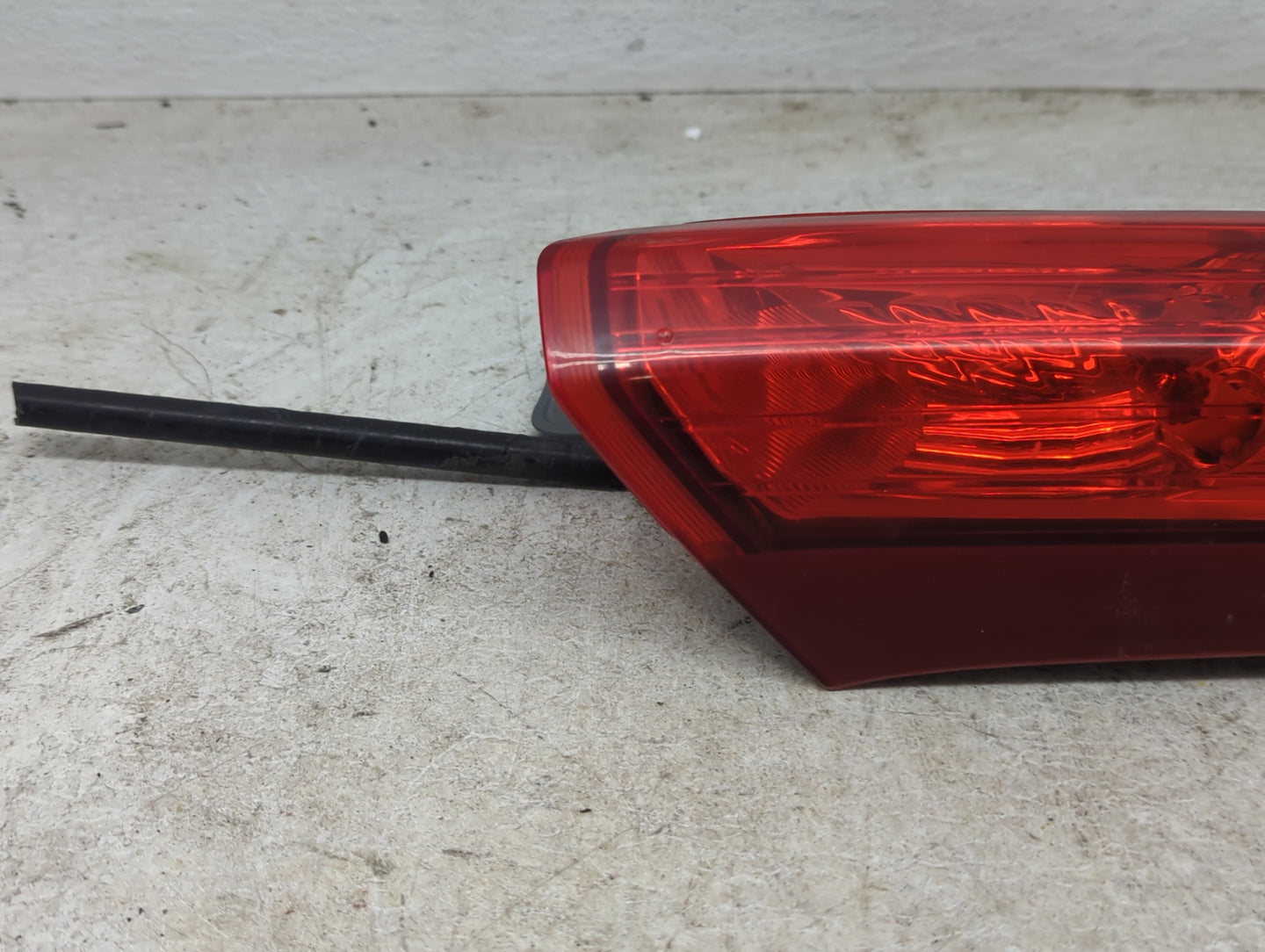 2012-2014 Honda Cr-V Tail Light Assembly Passenger Right OEM P/N:P9849 Fits Fits 2012 2013 2014 OEM Used Auto Parts - Oemuse
