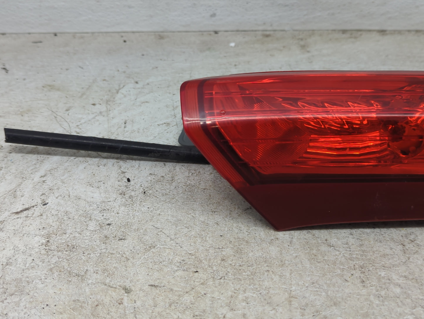 2012-2014 Honda Cr-V Tail Light Assembly Passenger Right OEM P/N:P9849 Fits Fits 2012 2013 2014 OEM Used Auto Parts - Oemuse