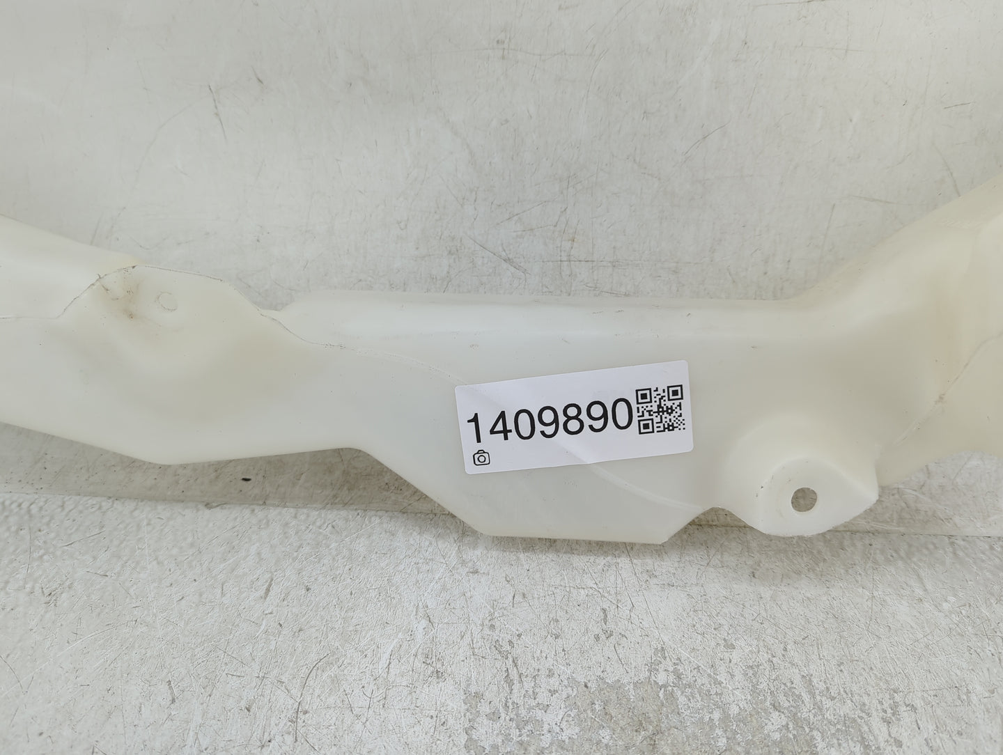 2014-2014 Honda Cr-v Windshield Washer Fluid Reservoir Bottle Oem - Oemusedautoparts1.com