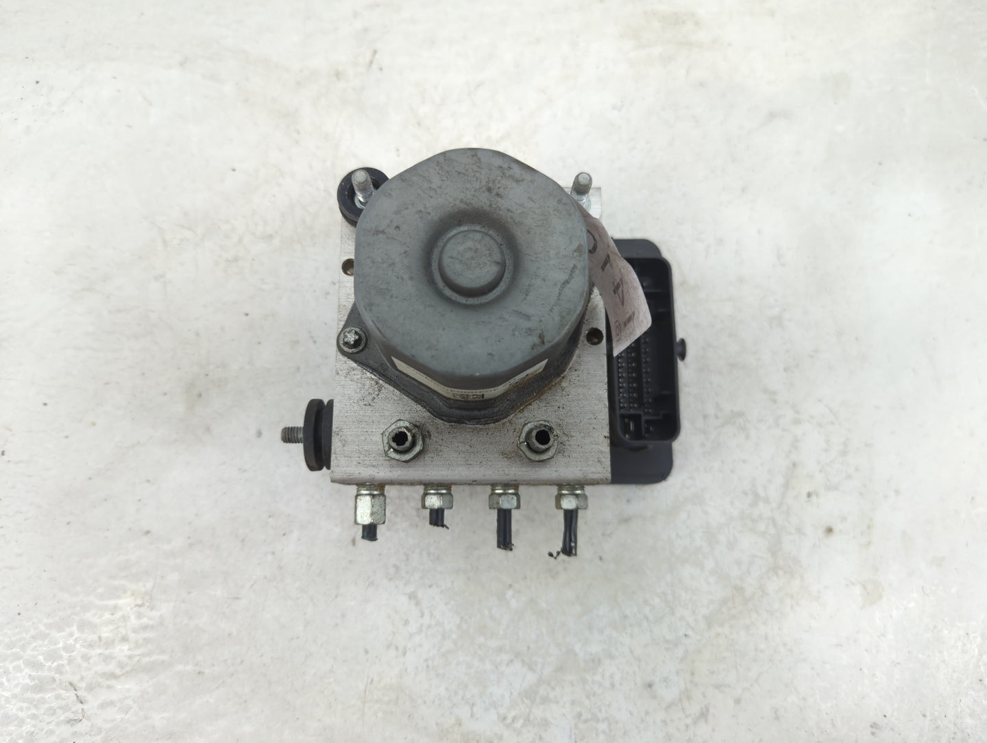 2014 Honda Cr-V ABS Pump Control Module Replacement Fits OEM Used Auto Parts - Oemusedautoparts1.com