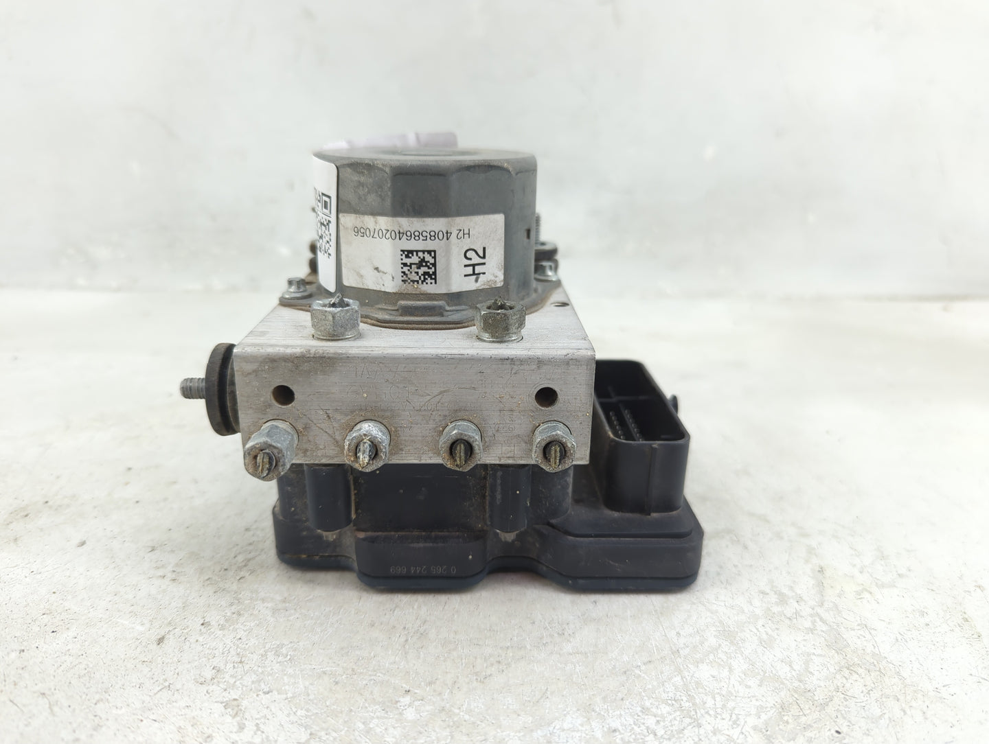2014 Honda Cr-V ABS Pump Control Module Replacement Fits OEM Used Auto Parts - Oemusedautoparts1.com
