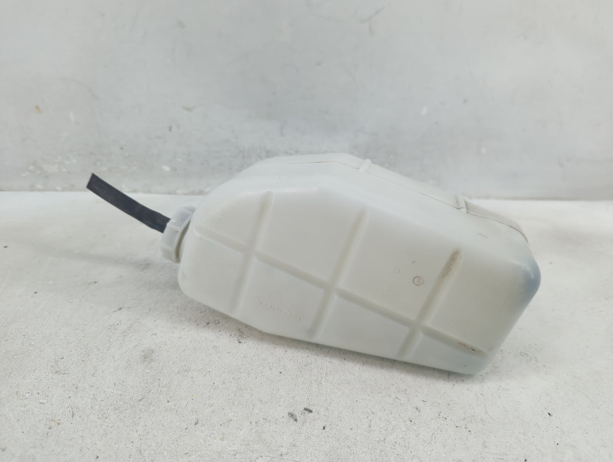 2012-2016 Honda Cr-v Radiator Coolant Overflow Expansion Tank Bottle 1410489 - Oemusedautoparts1.com