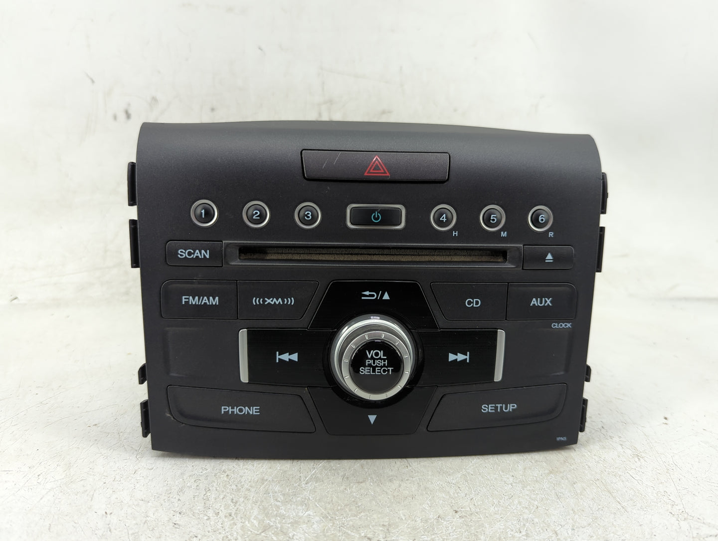 2014 Honda Cr-V Radio AM FM Cd Player Receiver Replacement P/N:39100-T0A-A213-M1 Fits OEM Used Auto Parts - Oemusedautoparts