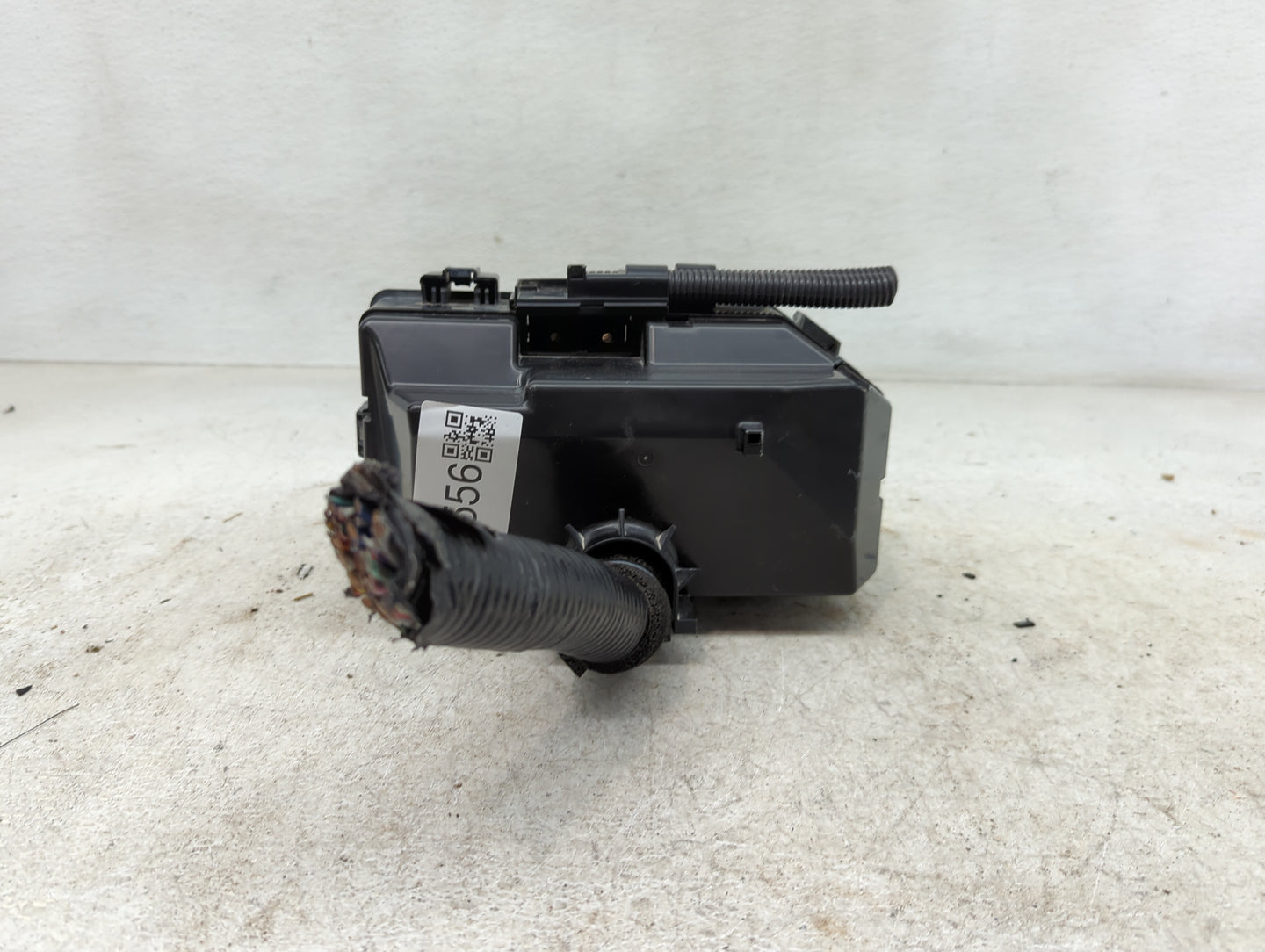 2012-2014 Honda Cr-V Fusebox Fuse Box Panel Relay Module Fits Fits 2012 2013 2014 OEM Used Auto Parts - Oemusedautoparts1.co