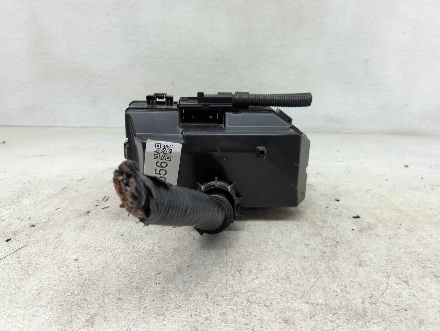 2012-2014 Honda Cr-V Fusebox Fuse Box Panel Relay Module Fits Fits 2012 2013 2014 OEM Used Auto Parts - Oemusedautoparts1.co