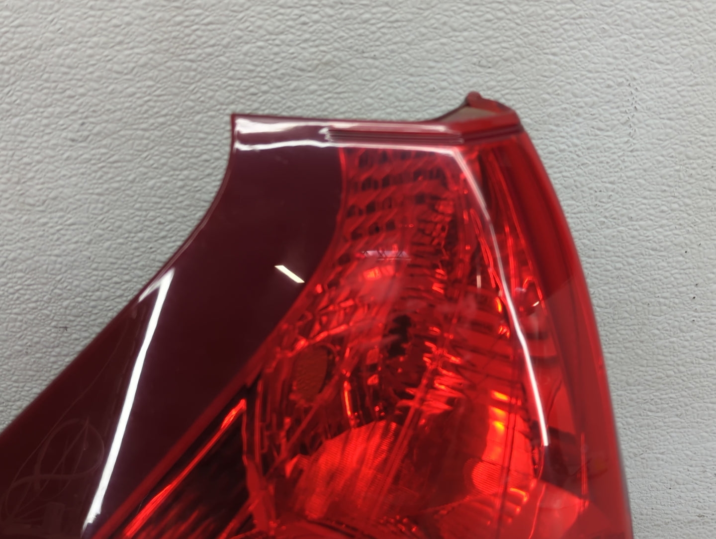 2012-2014 Honda Cr-V Tail Light Assembly Driver Left OEM Fits Fits 2012 2013 2014 OEM Used Auto Parts - Oemusedautoparts1.co