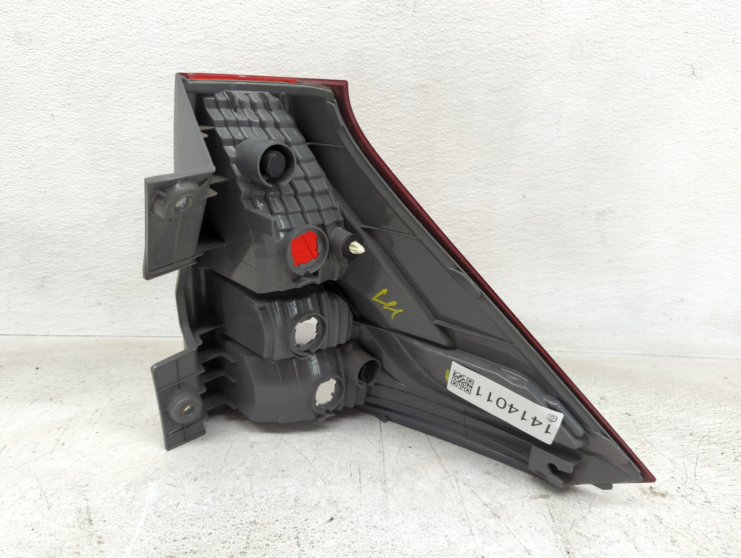 2012-2014 Honda Cr-V Tail Light Assembly Driver Left OEM Fits Fits 2012 2013 2014 OEM Used Auto Parts - Oemusedautoparts1.co