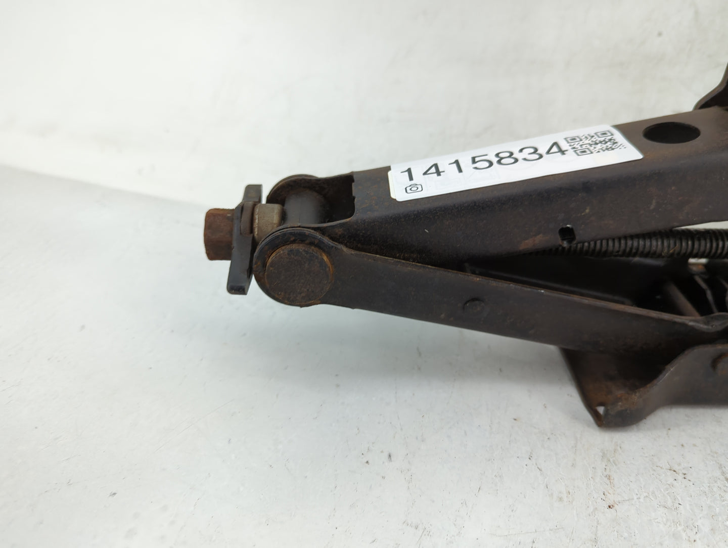 2014 Honda Cr-v Spare Scissor Car Jack 1415834 - Oemusedautoparts1.com
