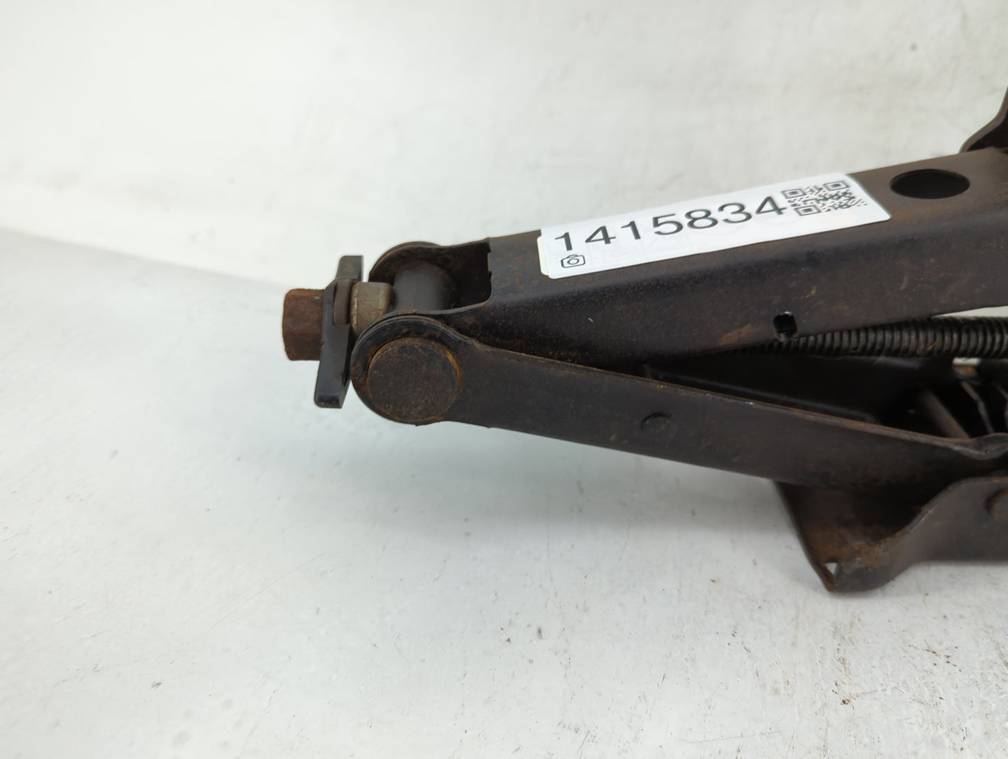 2014 Honda Cr-v Spare Scissor Car Jack 1415834 - Oemusedautoparts1.com