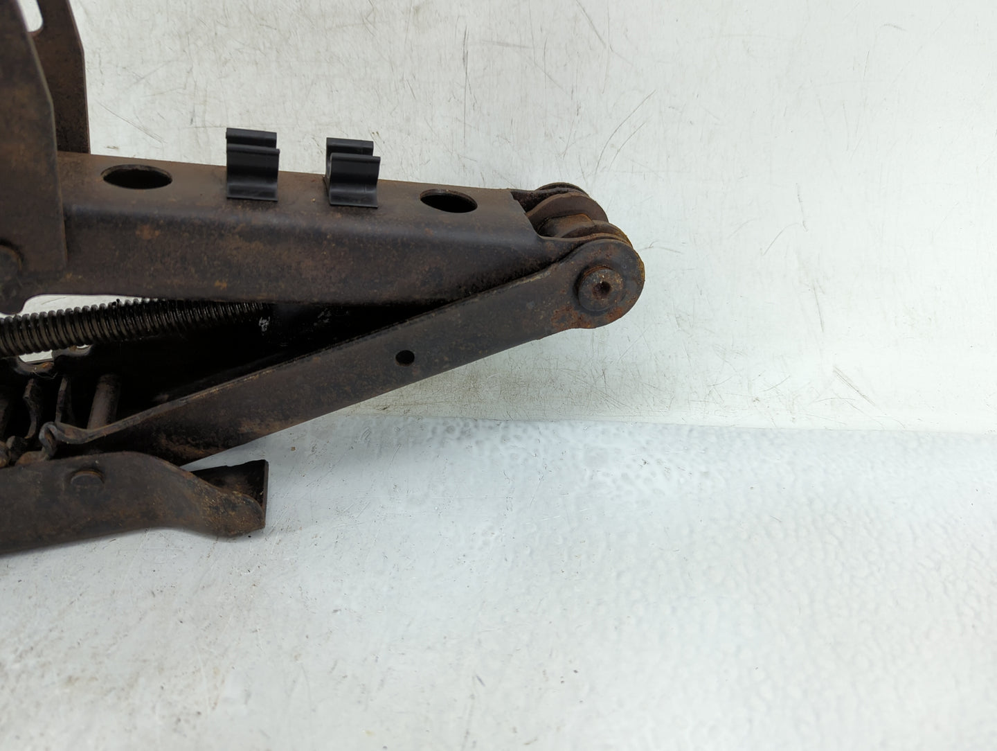 2014 Honda Cr-v Spare Scissor Car Jack - Oemusedautoparts1.com