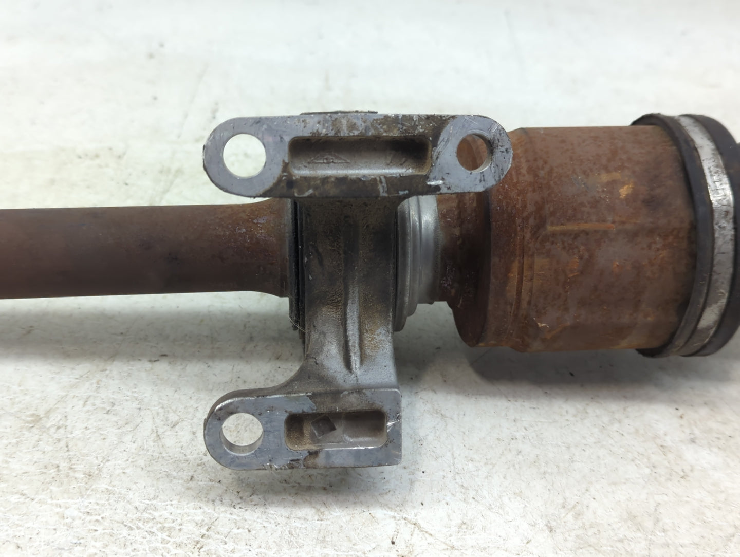 2012-2014 Honda Cr-v Axle Shaft Front Driver Cv C/v - Oemusedautoparts1.com
