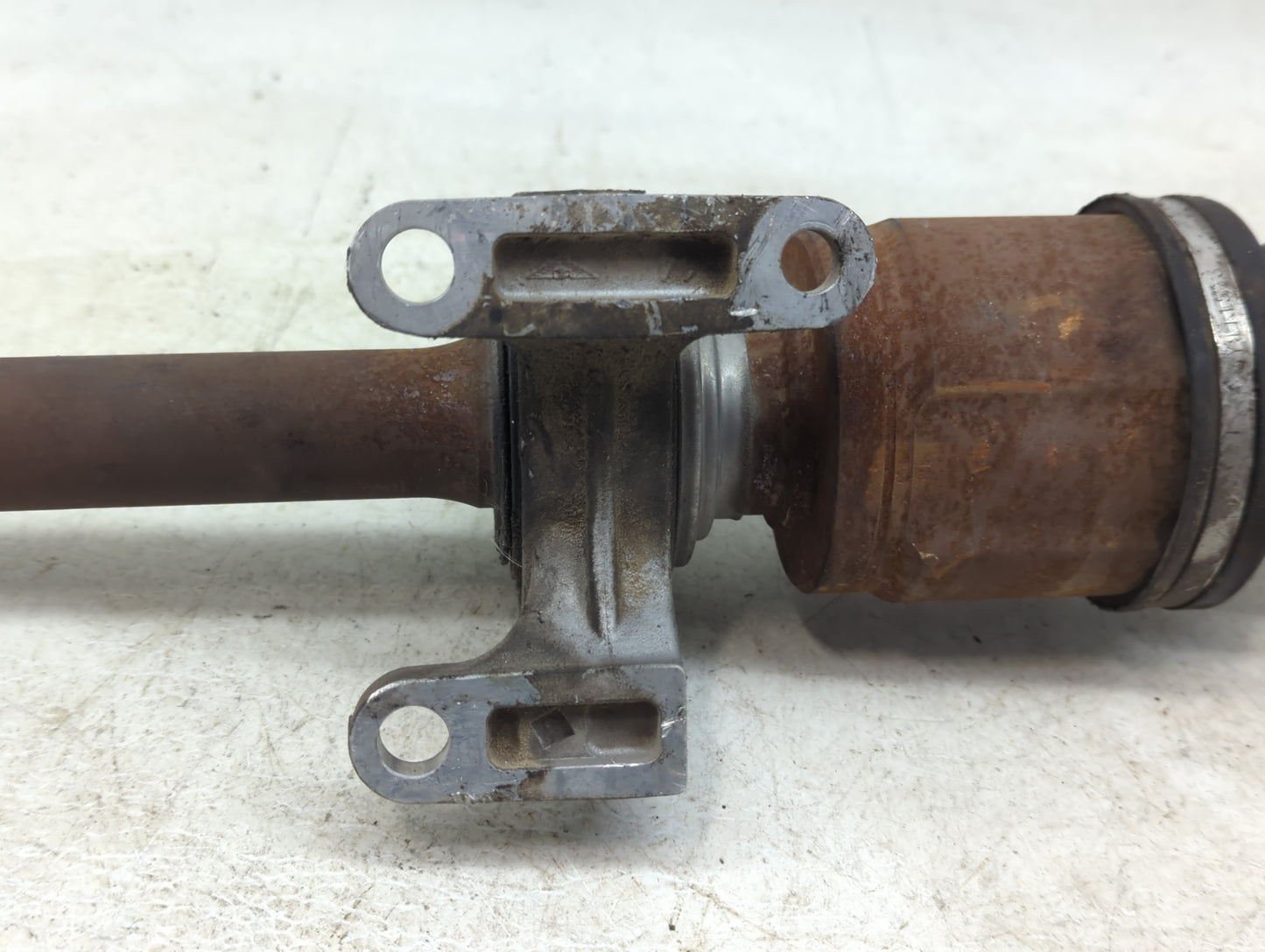 2012-2014 Honda Cr-v Axle Shaft Front Driver Cv C/v - Oemusedautoparts1.com