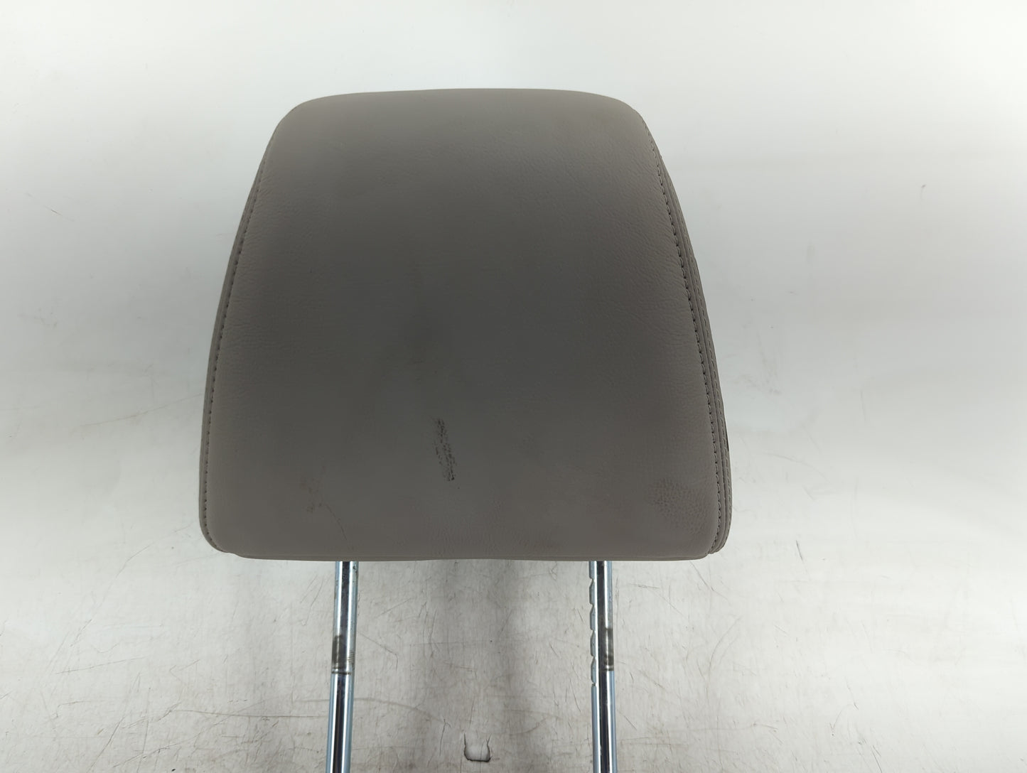 2012-2014 Honda Cr-V Headrest Head Rest Rear Center Seat Fits Fits 2012 2013 2014 OEM Used Auto Parts - Oemusedautoparts1.co