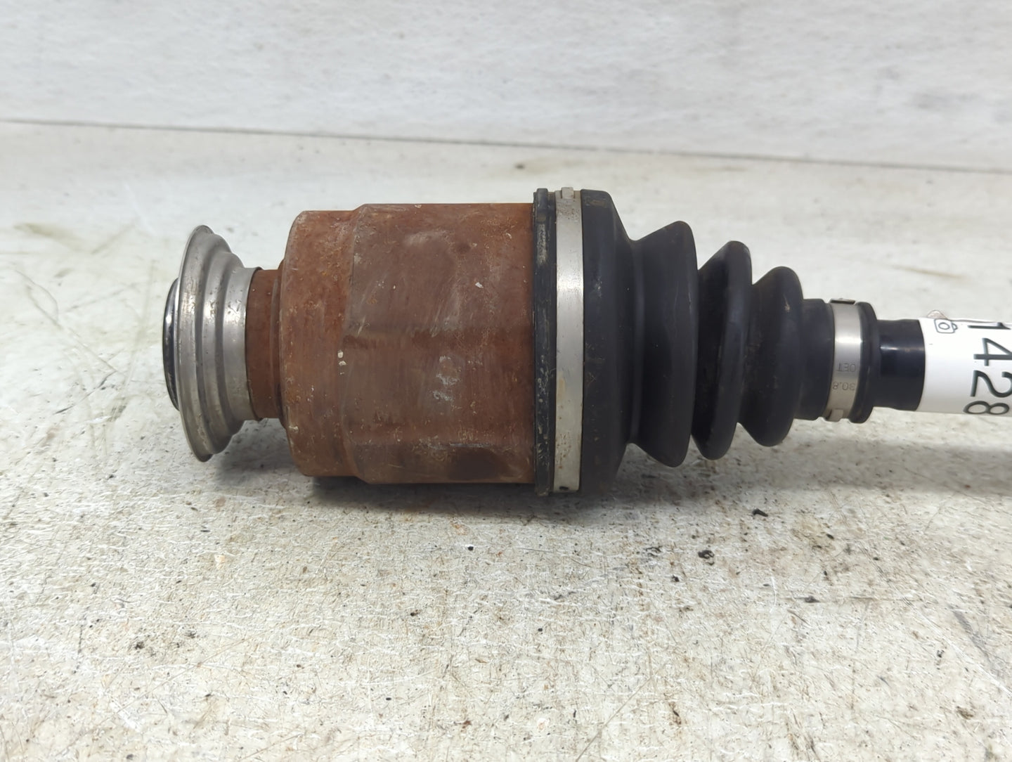 2012-2014 Honda Cr-v Axle Shaft Front Passenger Cv C/v - Oemusedautoparts1.com