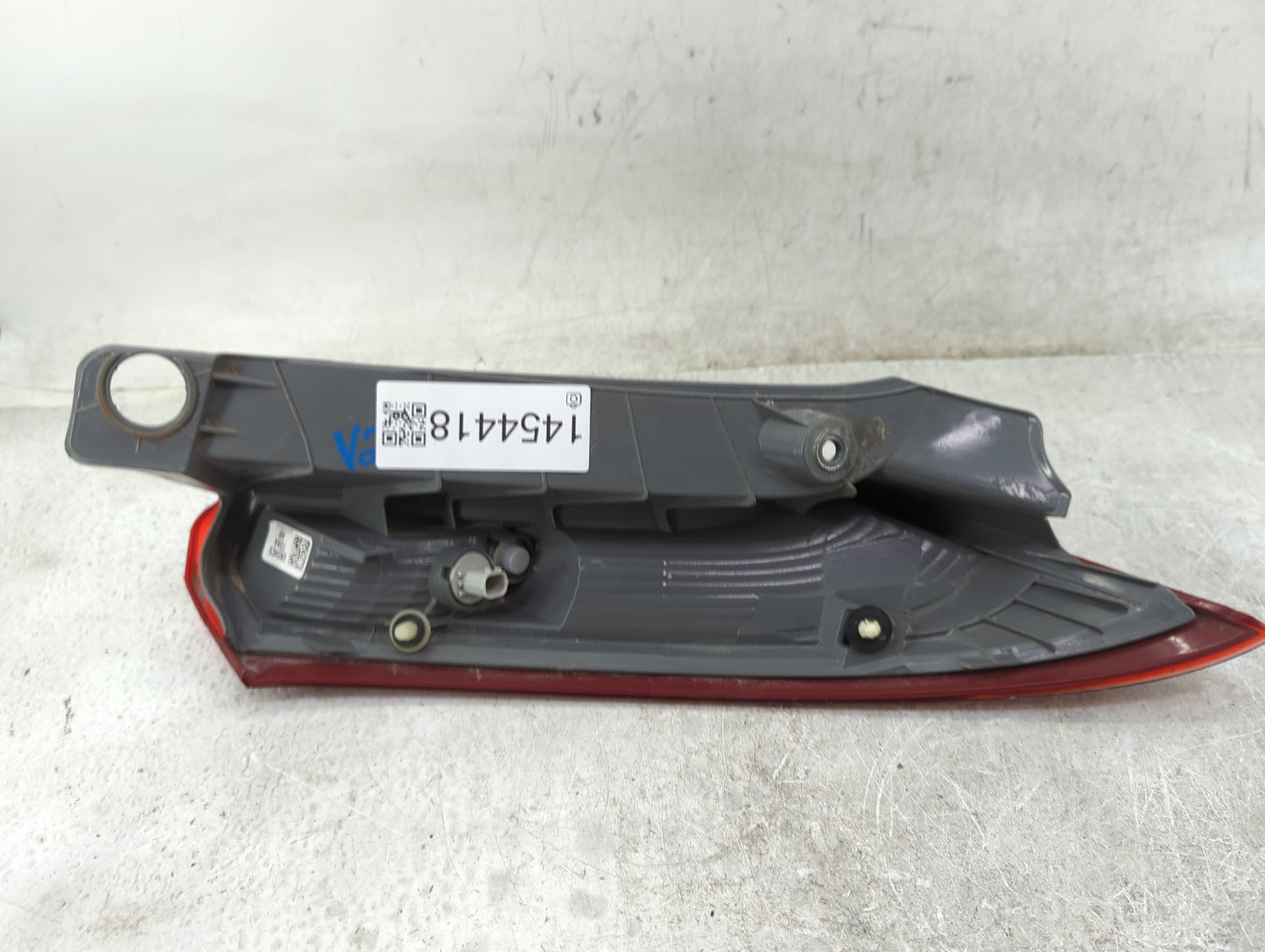 2012-2014 Honda Cr-V Tail Light Assembly Driver Left OEM P/N:P9839 Fits Fits 2012 2013 2014 OEM Used Auto Parts - Oemusedaut