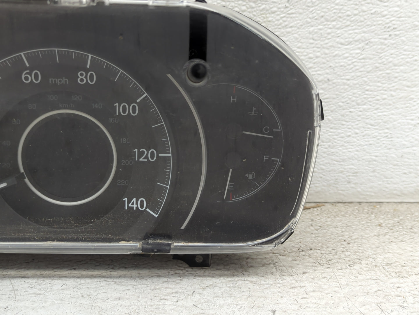 2014 Honda Cr-V Instrument Cluster Speedometer Gauges P/N:78100-T0B-A010-M1 Miles: Fits OEM Used Auto Parts - Oemusedautopar