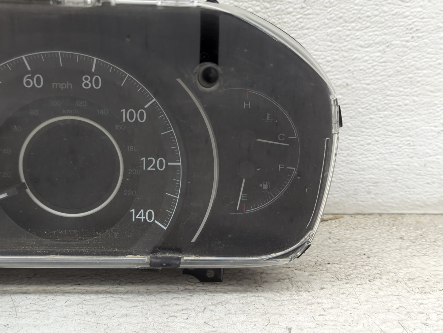 2014 Honda Cr-V Instrument Cluster Speedometer Gauges P/N:78100-T0B-A010-M1 Miles: Fits OEM Used Auto Parts - Oemusedautopar