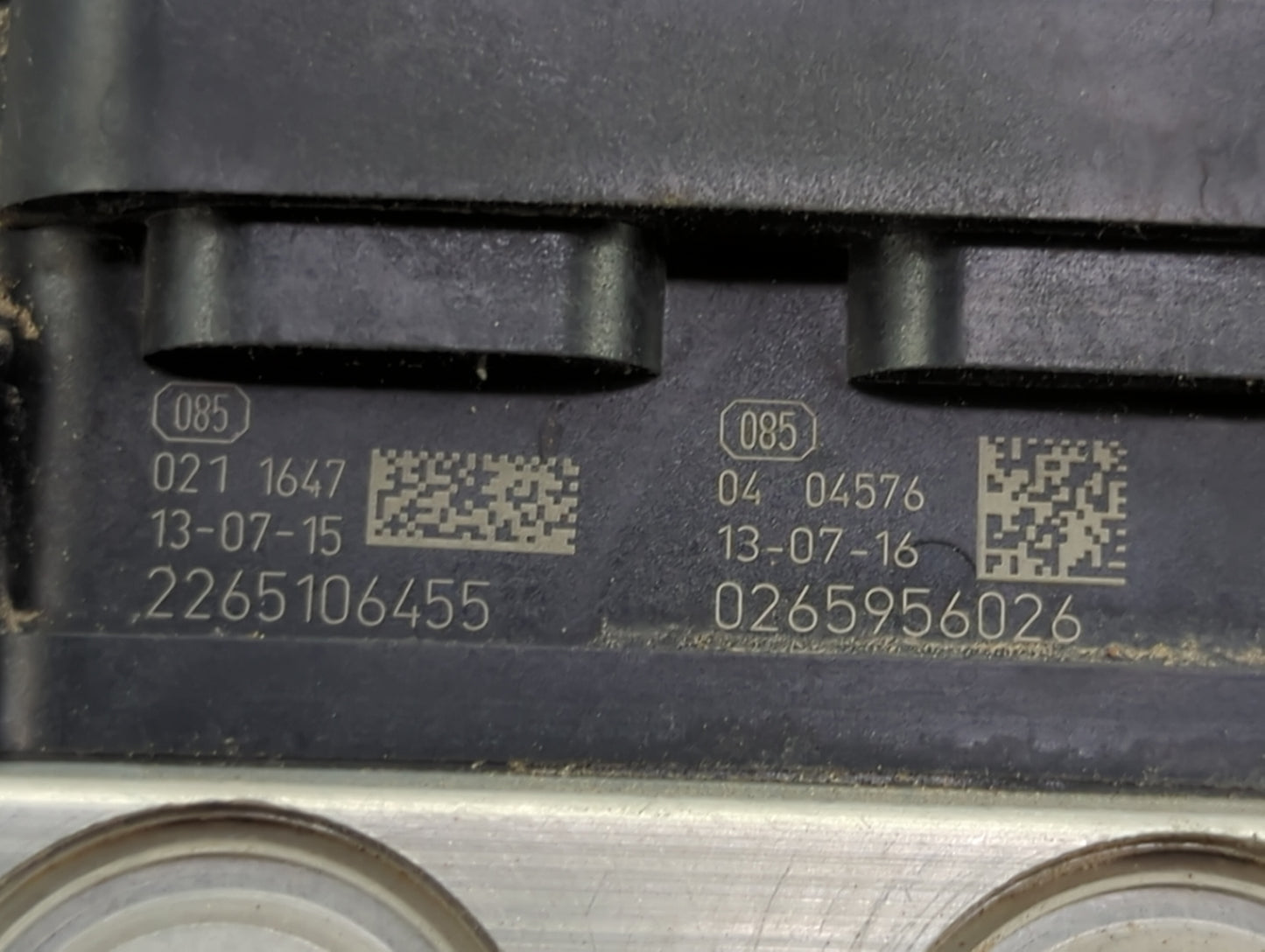 2014 Honda Cr-V ABS Pump Control Module Replacement P/N:0265956026 2265106455 Fits OEM Used Auto Parts - Oemusedautoparts1.c