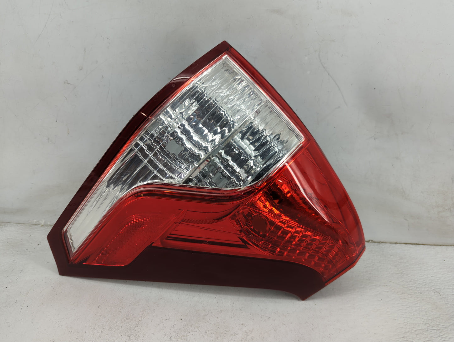 2012-2014 Honda Cr-V Tail Light Assembly Driver Left OEM P/N:UM08CZ TCAA Fits Fits 2012 2013 2014 OEM Used Auto Parts - Oemu