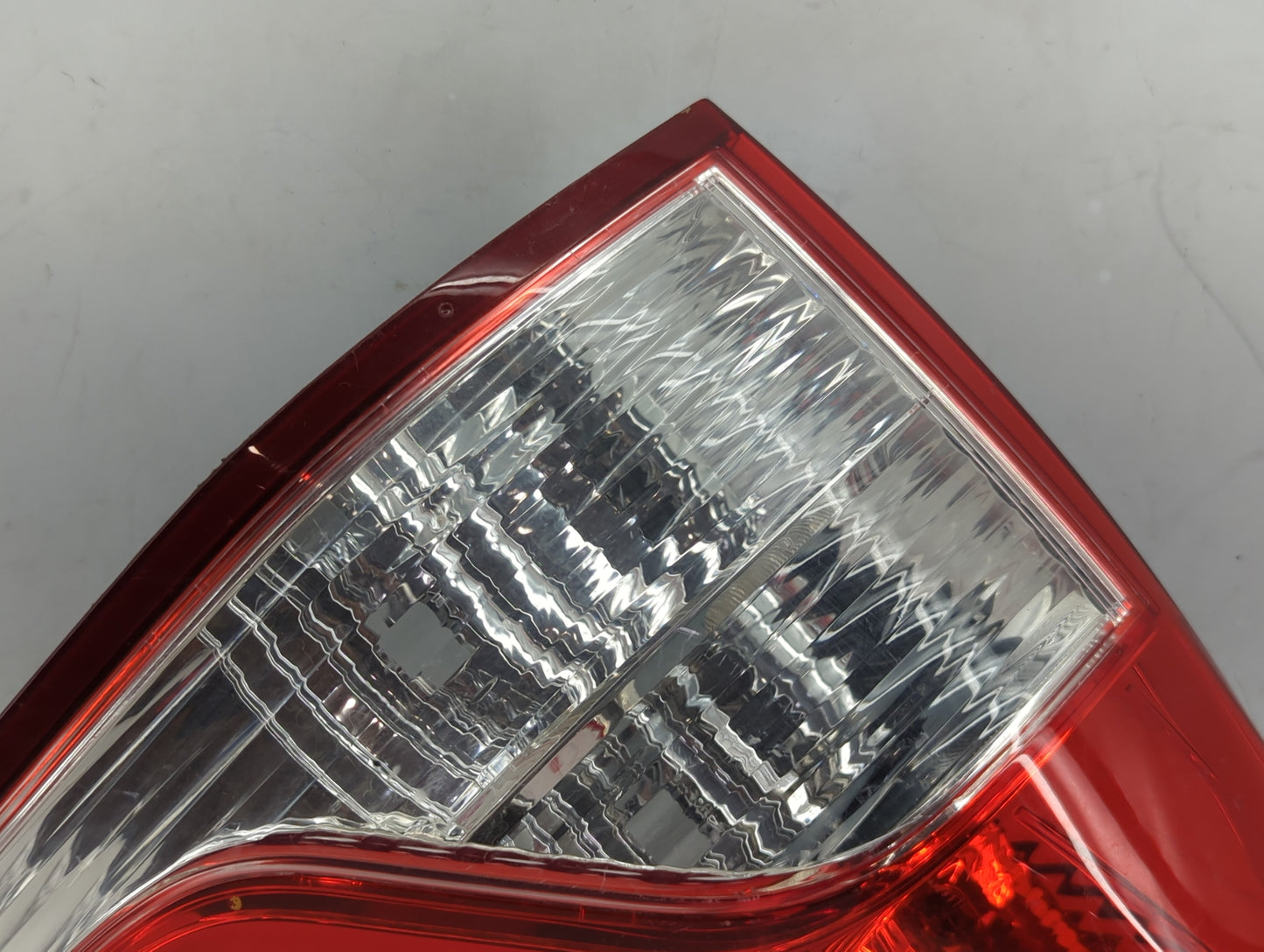 2012-2014 Honda Cr-V Tail Light Assembly Driver Left OEM P/N:UM08CZ TCAA Fits Fits 2012 2013 2014 OEM Used Auto Parts - Oemu