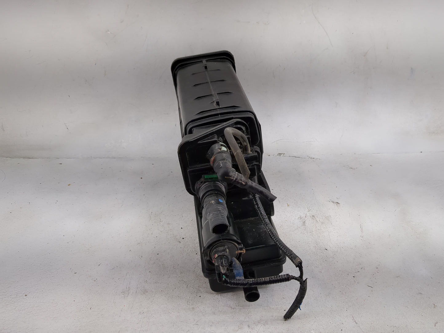 2014 Honda Cr-v Fuel Vapor Charcoal Canister 1479386 - Oemusedautoparts1.com