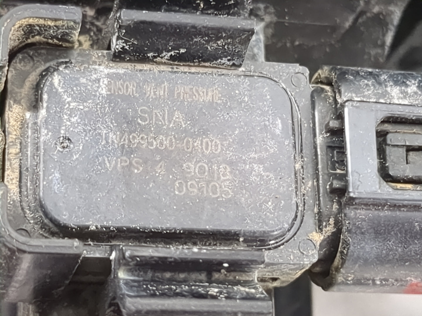 2014 Honda Cr-v Fuel Vapor Charcoal Canister 1479386 - Oemusedautoparts1.com