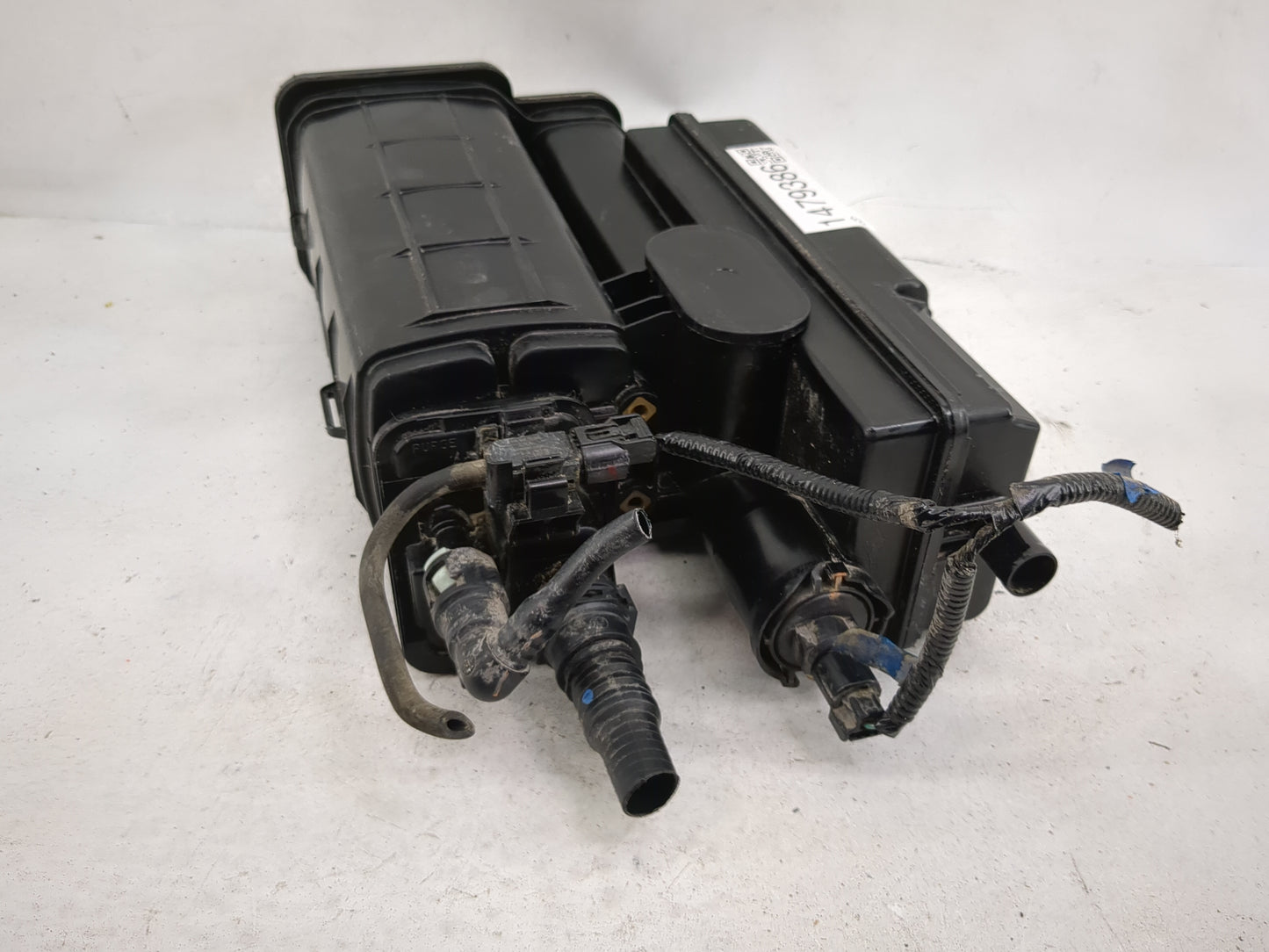 2014 Honda Cr-v Fuel Vapor Charcoal Canister 1479386 - Oemusedautoparts1.com
