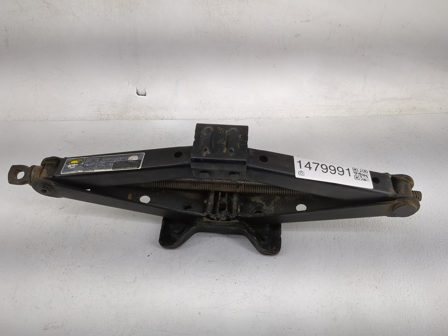 2014 Honda Cr-v Spare Scissor Car Jack 1479991 - Oemusedautoparts1.com