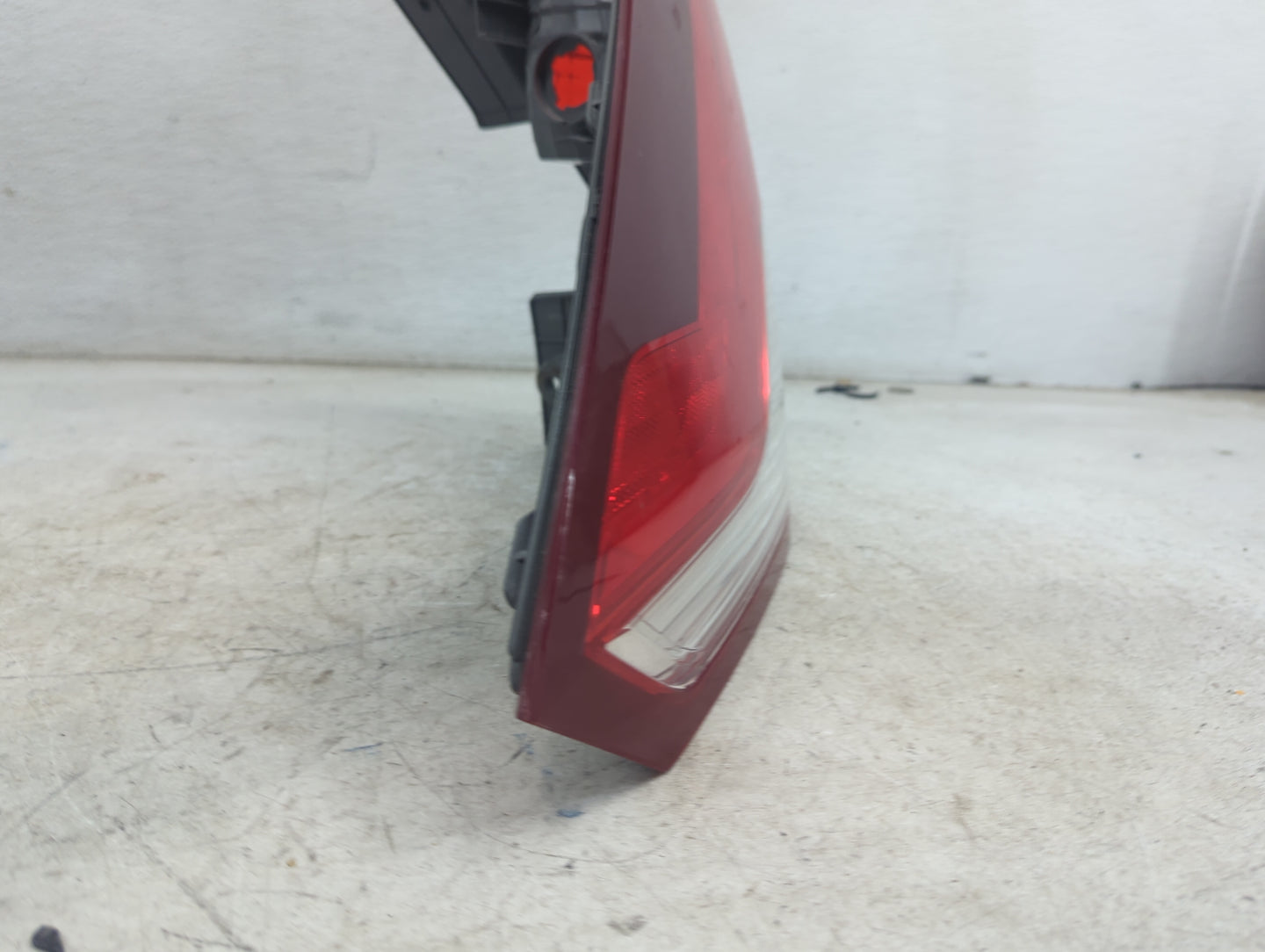 2012-2014 Honda Cr-V Tail Light Assembly Driver Left OEM Fits Fits 2012 2013 2014 OEM Used Auto Parts - Oemusedautoparts1.co
