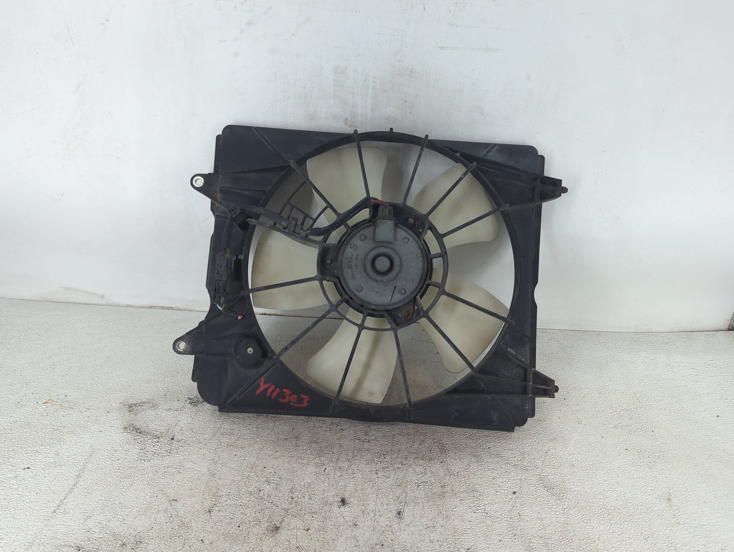2012-2014 Honda Cr-V Electric Radiator Cooling Fan Motor Assembly P/N:168000-8731 Fits Fits 2012 2013 2014 OEM Used Auto Par