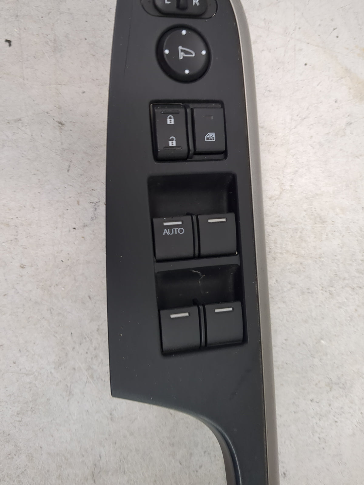 2014-2016 Honda Cr-V Master Power Window Switch Replacement Driver Side Left Fits Fits 2014 2015 2016 OEM Used Auto Parts - 