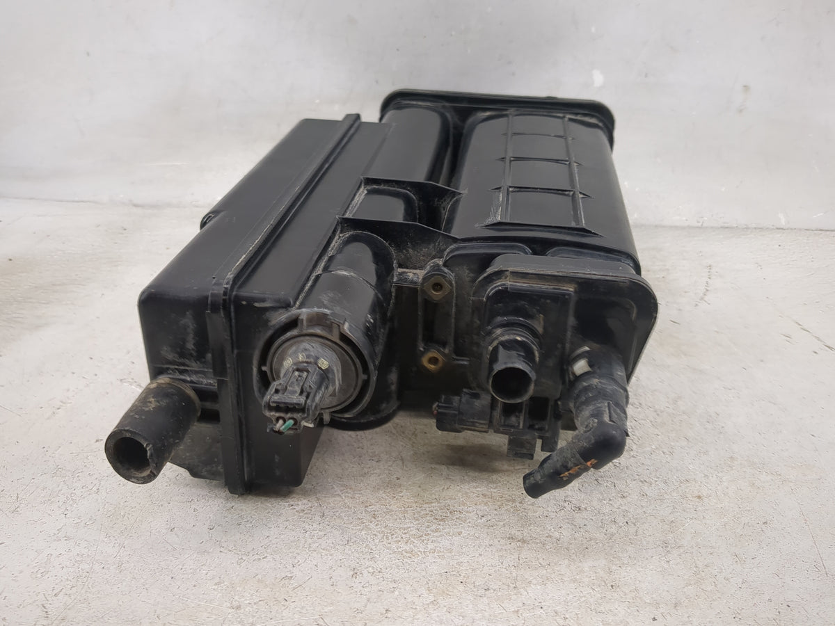 2014 Honda Cr-v Fuel Vapor Charcoal Canister 1515425 - Oemusedautoparts1.com