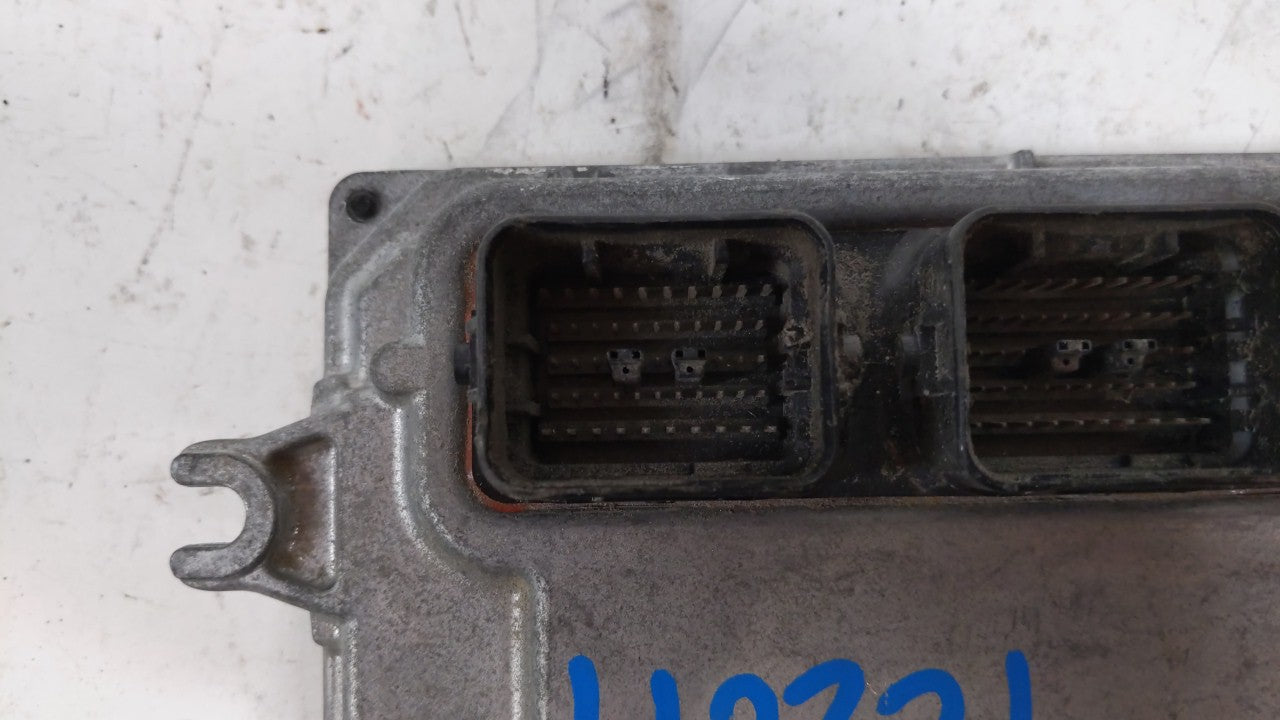 2012-2014 Honda Cr-V PCM Engine Control Computer ECU ECM PCU OEM P/N:37820-R5A-A75 37820-R5A-A74 Fits Fits 2012 2013 2014 OE