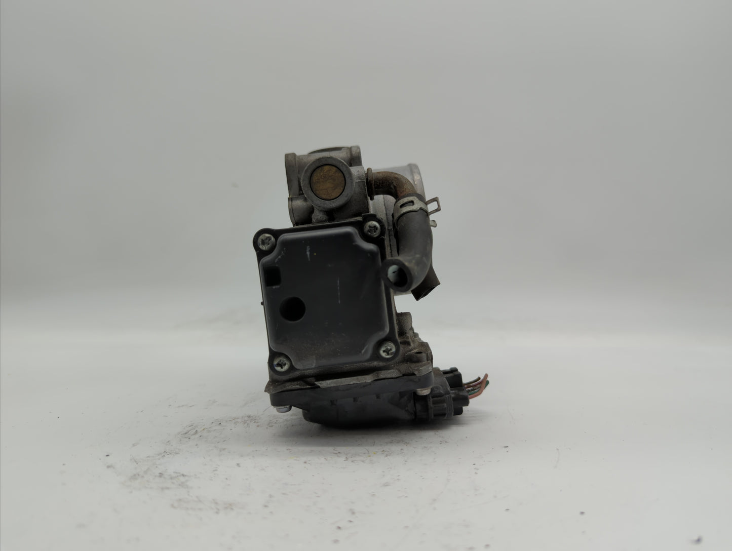 2010-2014 Honda Cr-V Throttle Body P/N:GMD7E Fits Fits 2010 2011 2012 2013 2014 2015 OEM Used Auto Parts - Oemusedautoparts1