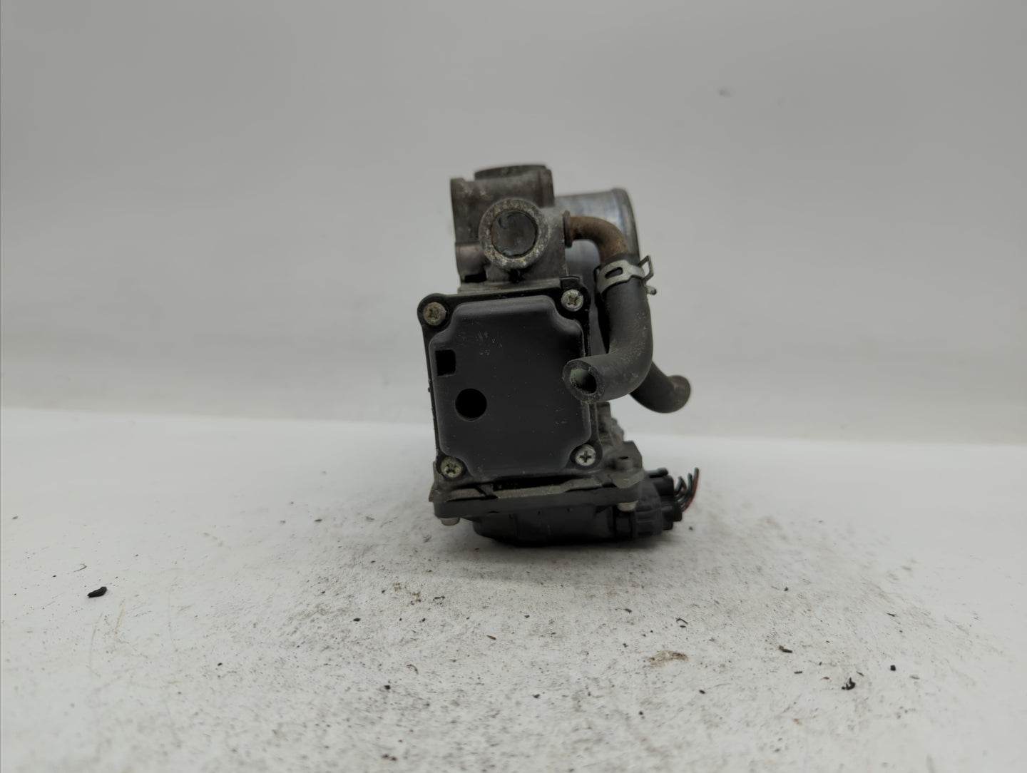 2010-2014 Honda Cr-V Throttle Body P/N:GMD7E Fits Fits 2010 2011 2012 2013 2014 2015 OEM Used Auto Parts - Oemusedautoparts1