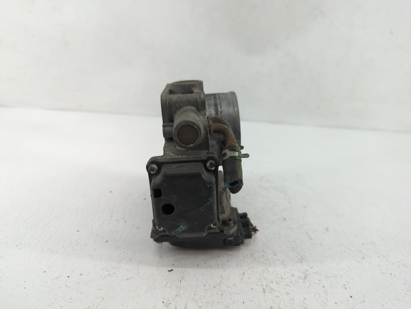 2010-2014 Honda Cr-V Throttle Body P/N:GMD7E Fits Fits 2010 2011 2012 2013 2014 2015 OEM Used Auto Parts - Oemusedautoparts1