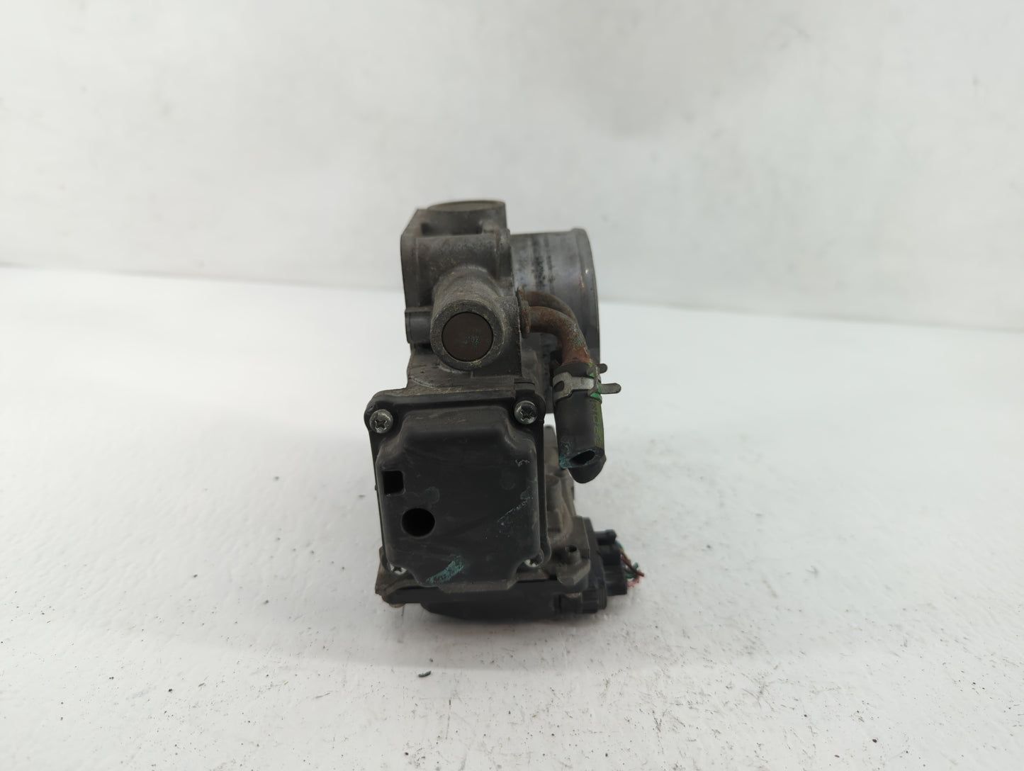 2010-2014 Honda Cr-V Throttle Body P/N:GMD7E Fits Fits 2010 2011 2012 2013 2014 2015 OEM Used Auto Parts - Oemusedautoparts1