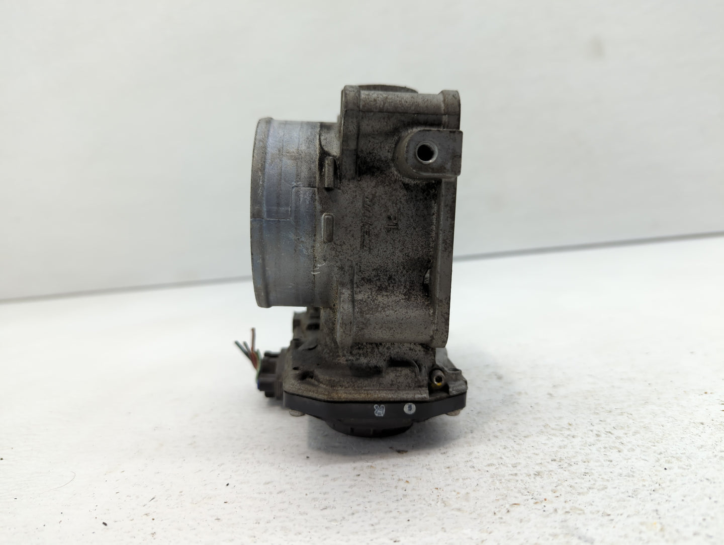 2010-2014 Honda Cr-V Throttle Body P/N:GMD7E Fits Fits 2010 2011 2012 2013 2014 2015 OEM Used Auto Parts - Oemusedautoparts1