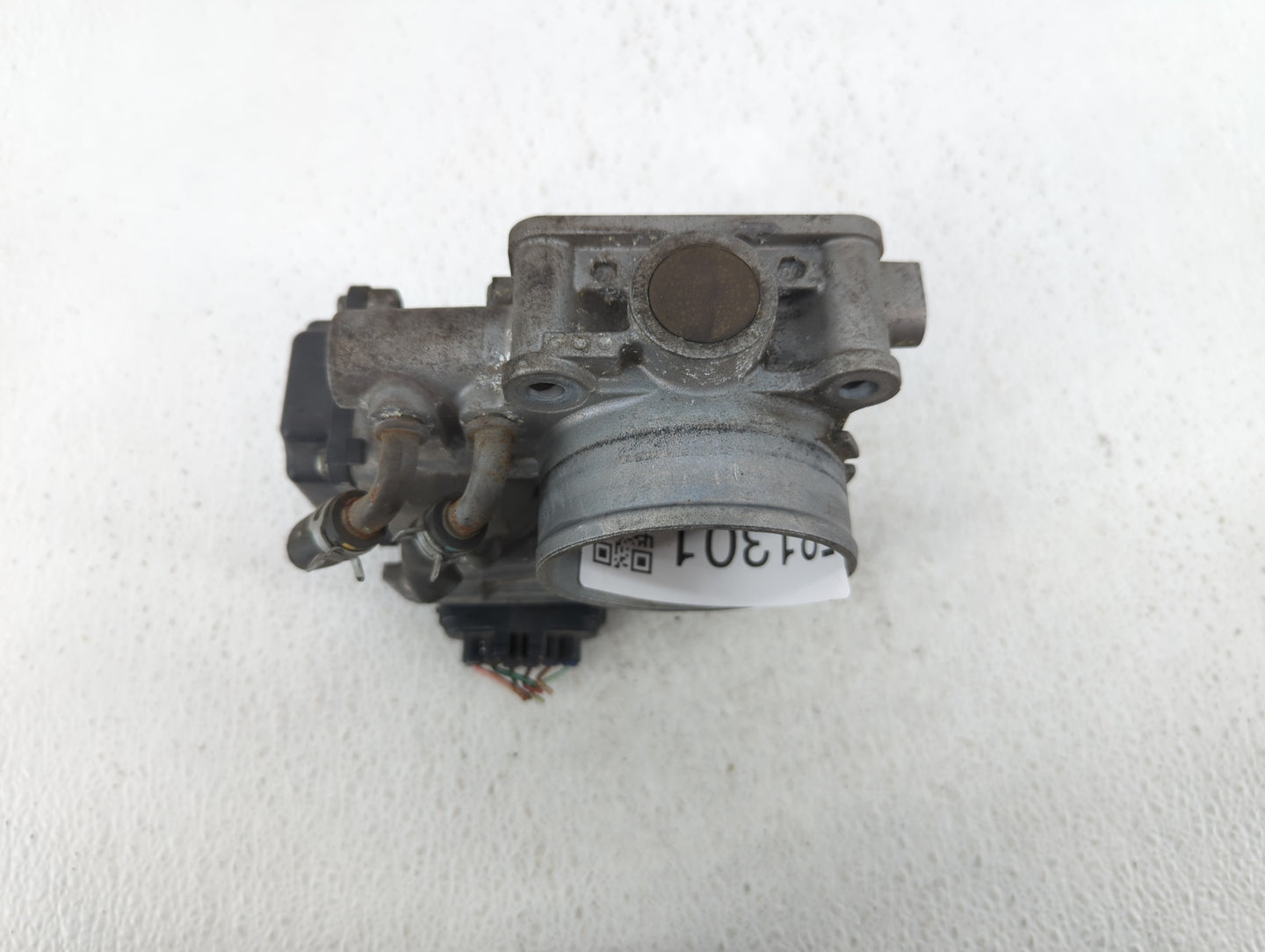 2010-2014 Honda Cr-V Throttle Body Fits Fits 2010 2011 2012 2013 2014 2015 OEM Used Auto Parts - Oemusedautoparts1.com