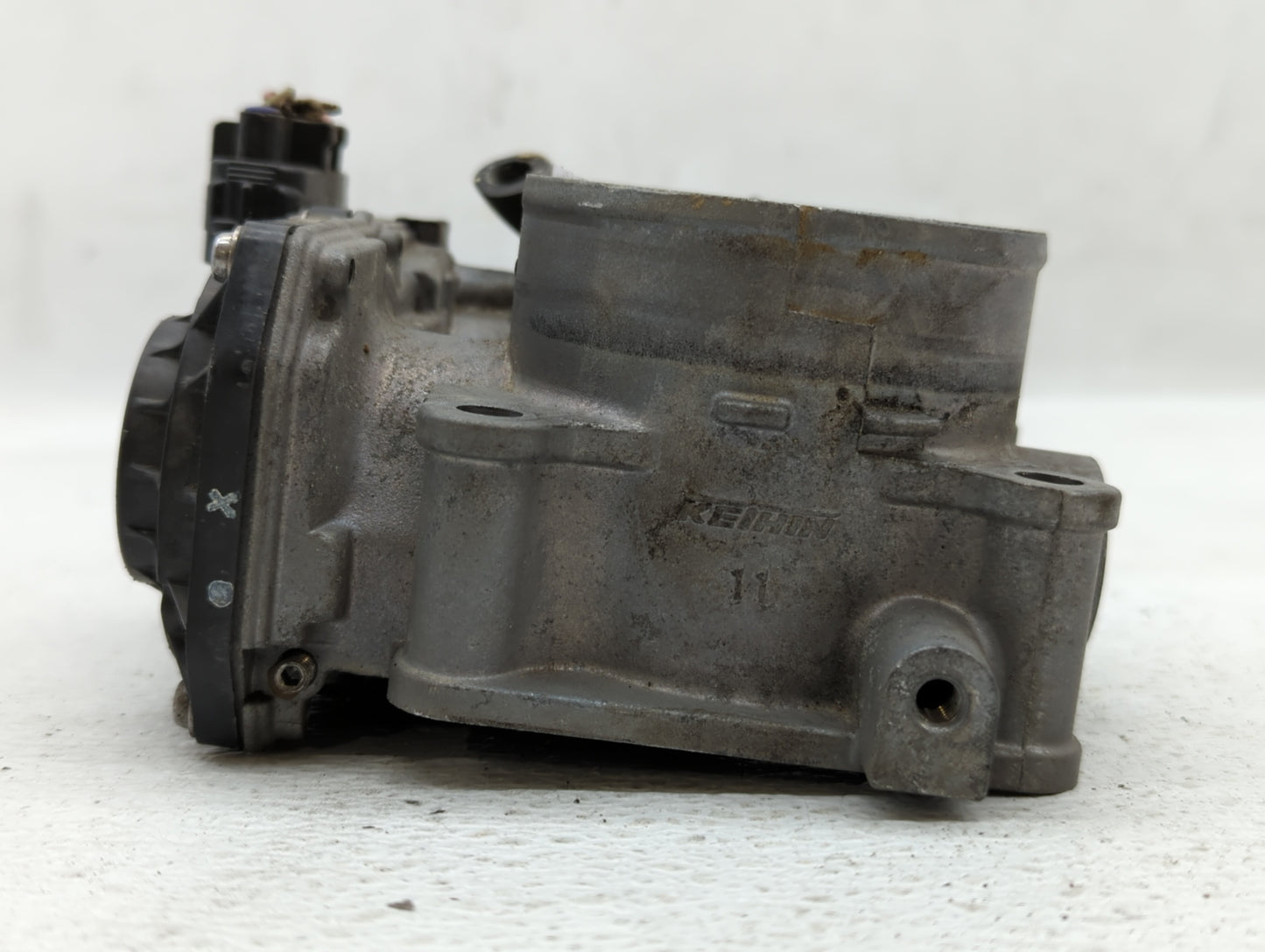 2010-2014 Honda Cr-V Throttle Body Fits Fits 2010 2011 2012 2013 2014 2015 OEM Used Auto Parts - Oemusedautoparts1.com