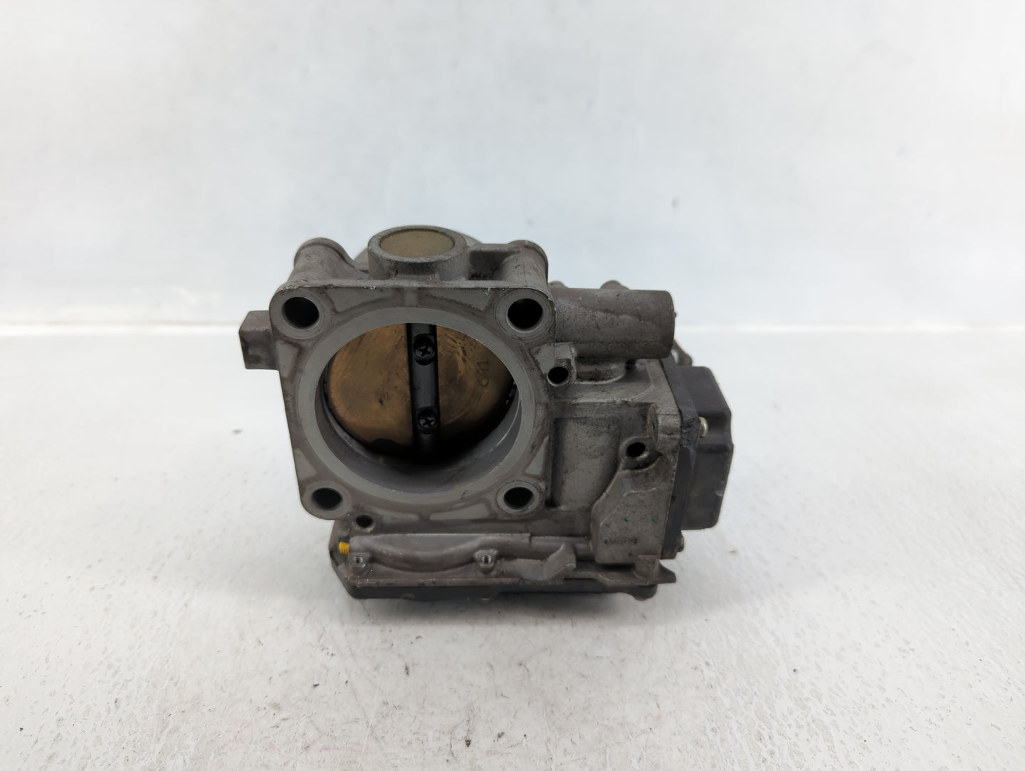 2010-2014 Honda Cr-V Throttle Body P/N:U2253260638 Fits Fits 2010 2011 2012 2013 2014 2015 OEM Used Auto Parts - Oemusedauto